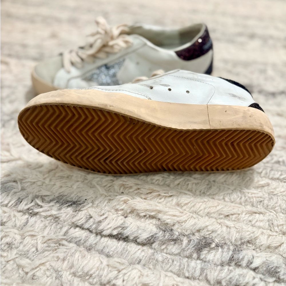 Golden Goose Super-Star Glitter Detail
Low Top Sneaker - Picture 8 of 12